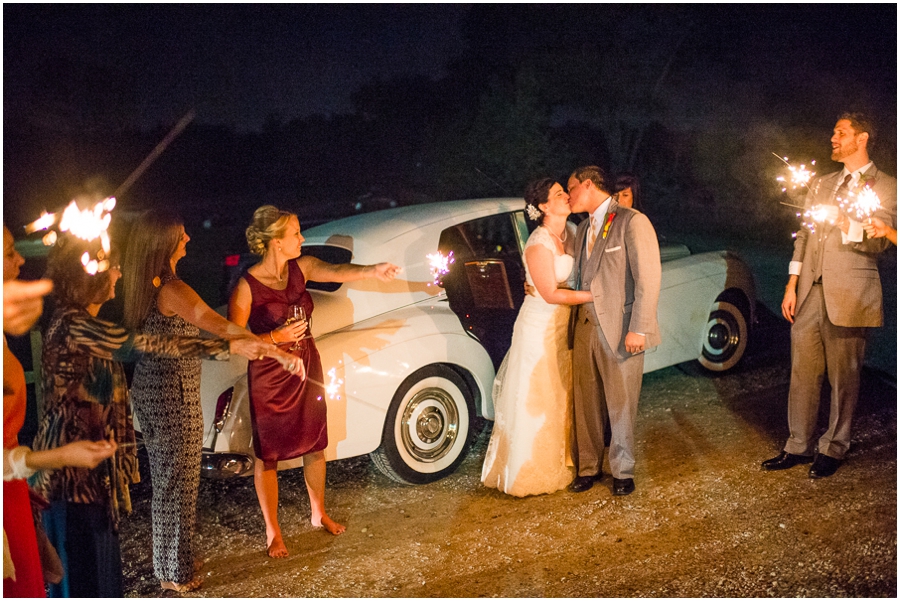 9-kevin_sara_winery_bull_run_virginia_wedding_photographer-20_web