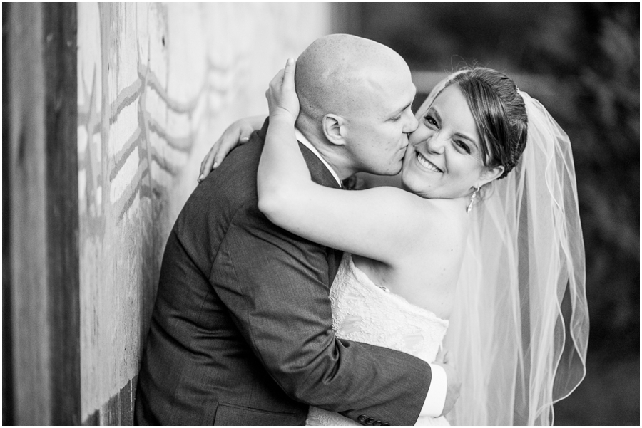 6-kenny_allison_winery_bull_run_virginia_wedding_photographer-26_web