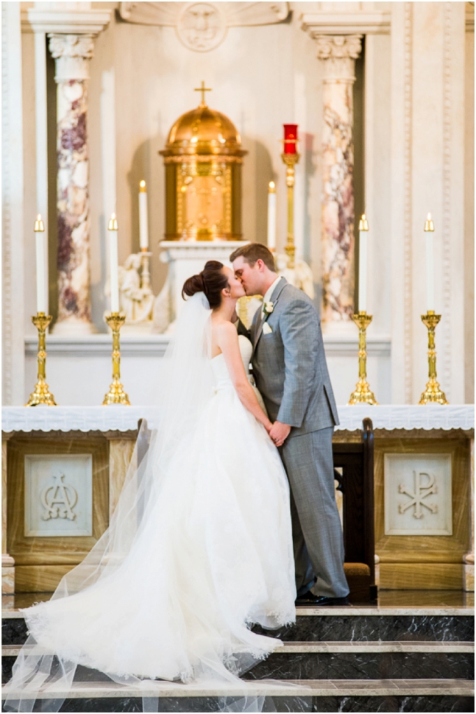 3-nate_theresa_clifton_virginia_wedding_photographer-11_web