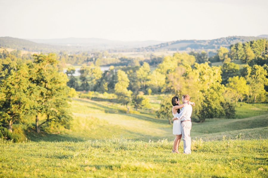 Chad & Sabrina | Warrenton, Virginia Engagement Photographer