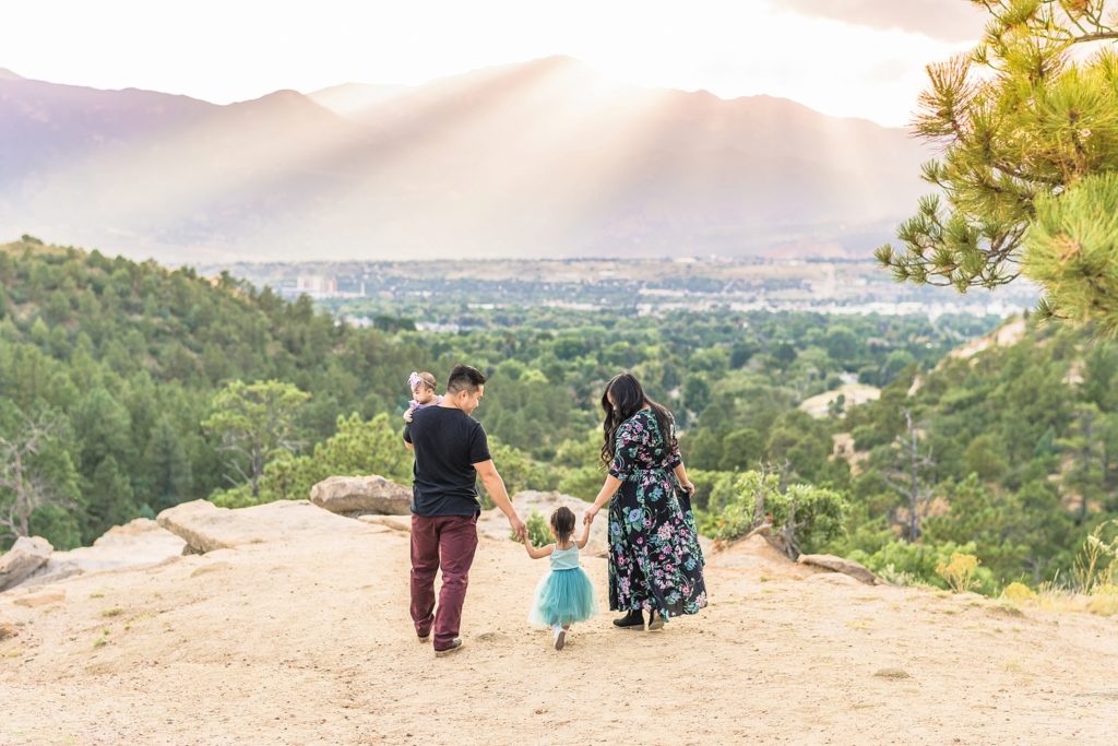 Top 10 Colorado Springs Engagement Portrait Locations
