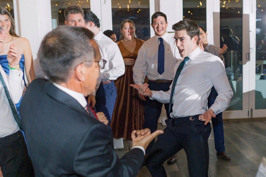 A Fall Colored Airlie Warrenton, Virginia Wedding