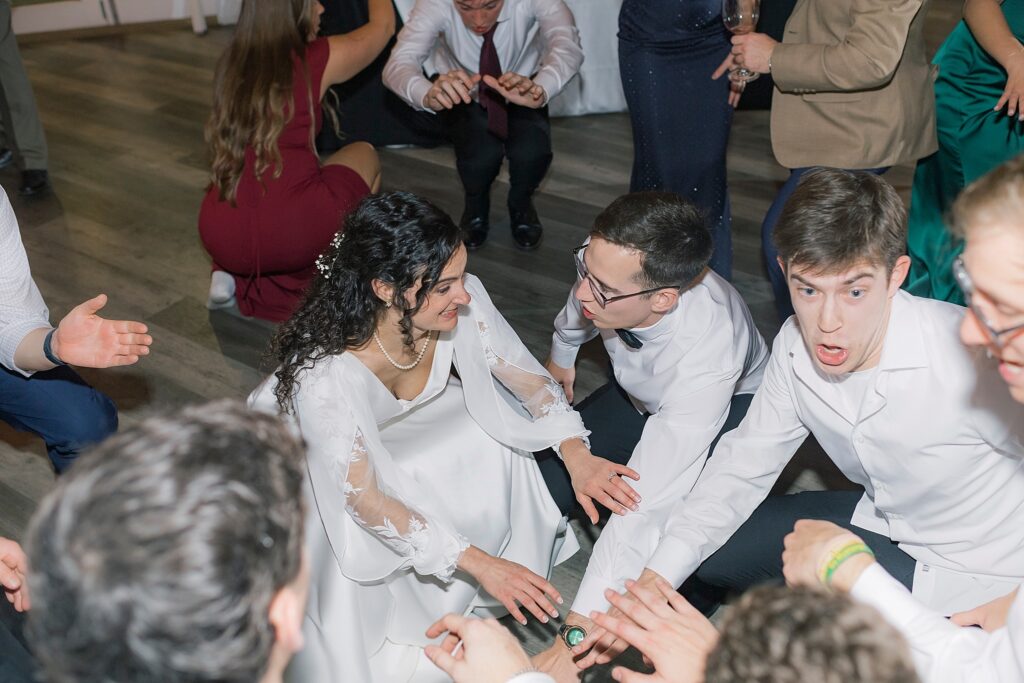 A Fall Colored Airlie Warrenton, Virginia Wedding